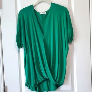 🌺 Bubble hem, wrap top